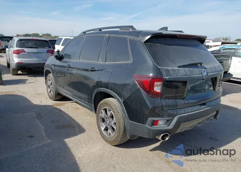 2023 Honda Passport Awd Trailsport z USA, uszkodzony, nr VIN 5FNYF8H63PB008839